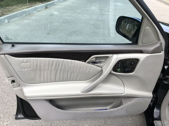 Mercedes E 320 2002, 299,000 km - 3.2 l - Sumqayıt