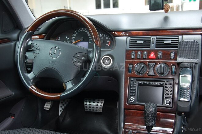 Mercedes E 200 2001, 160,104 km - 2.0 l - Mingəçevir