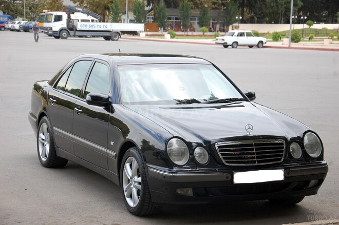 Mercedes E 200 2001, 160,104 km - 2.0 l - Mingəçevir