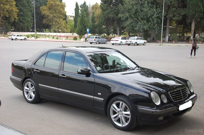 Mercedes E 200 2001, 160,104 km - 2.0 l - Mingəçevir