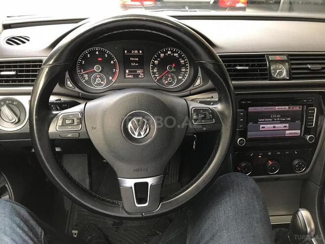 Volkswagen Passat 2015, 86,000 km - 1.8 l - Bakı