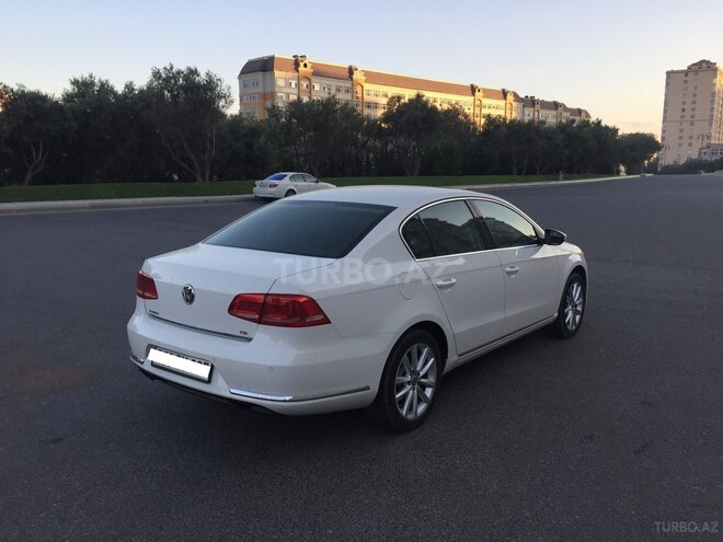 Volkswagen Passat 2015, 68,000 km - 1.8 l - Bakı
