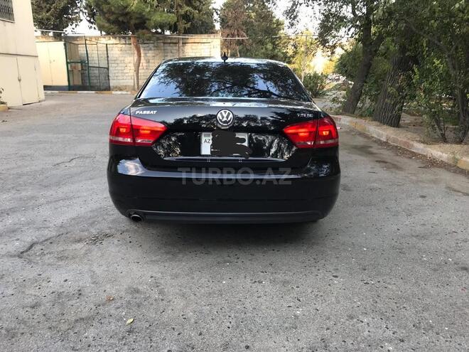 Volkswagen Passat 2015, 86,000 km - 1.8 l - Bakı