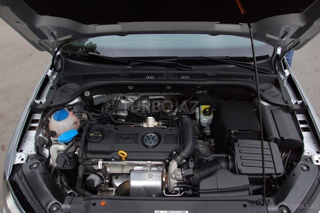 Volkswagen Jetta 2013, 91,523 km - 1.4 л - Mingəçevir