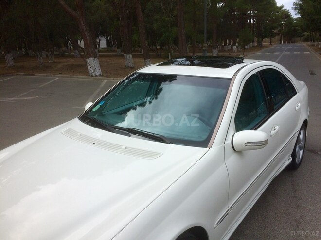 Mercedes C 230 2006, 235,000 km - 2.3 л - Bakı