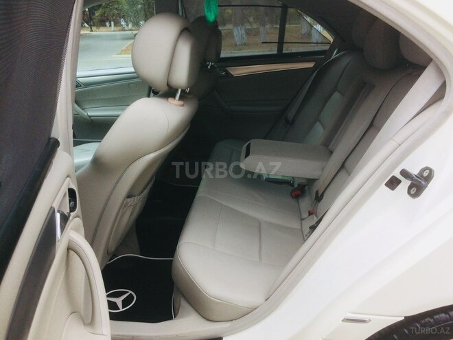 Mercedes C 230 2006, 235,000 km - 2.3 л - Bakı