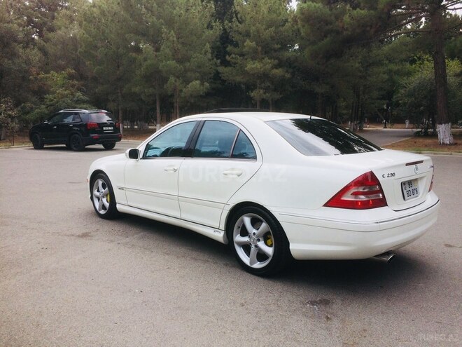 Mercedes C 230 2006, 235,000 km - 2.3 л - Bakı