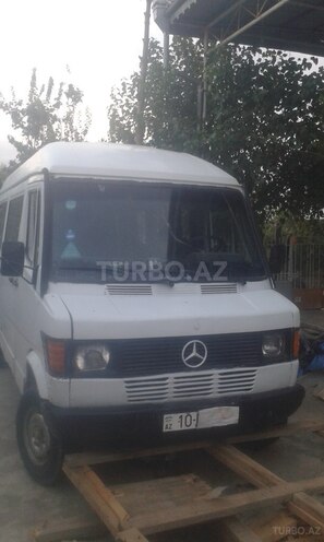 Mercedes 208 D 1992, 180,365 km - 0.3 l - Şirvan