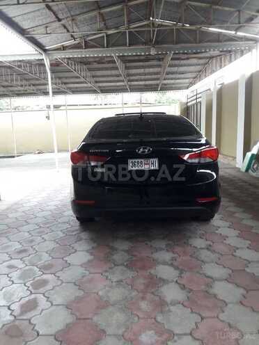 Hyundai Elantra 2015, 79,000 km - 1.8 l - Biləsuvar
