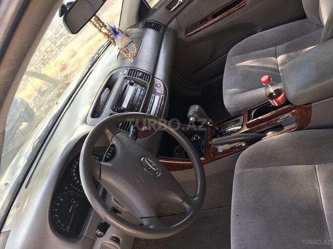 Toyota Camry 2004, 180,000 km - 0.3 l - Bakı