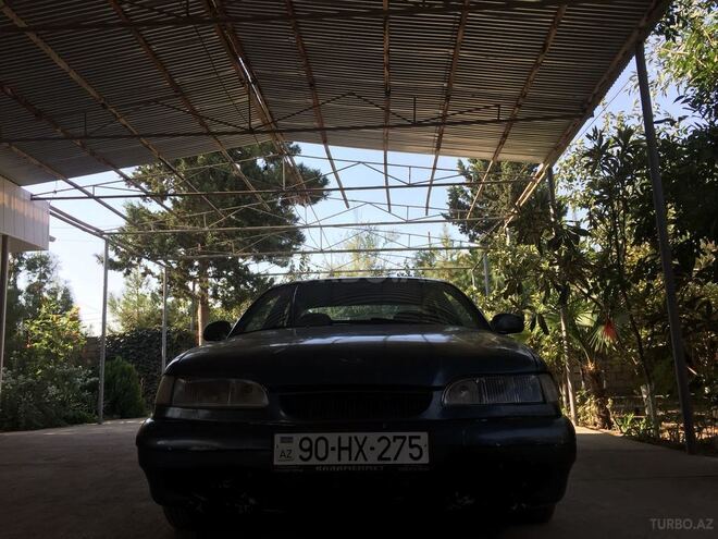Hyundai Sonata 1996, 352,000 km - 0.2 l - Saatlı