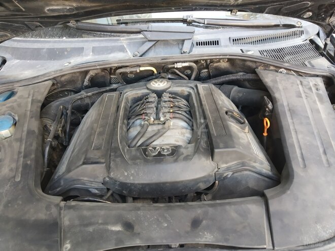 Volkswagen Touareg 2004, 263,000 km - 4.2 l - Bakı