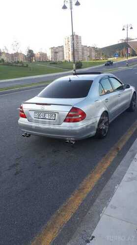 Mercedes E 240 2002, 203,116 km - 2.4 л - Bakı