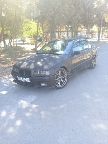 BMW 320 1991, 212,000 km - 2.0 l - Bakı
