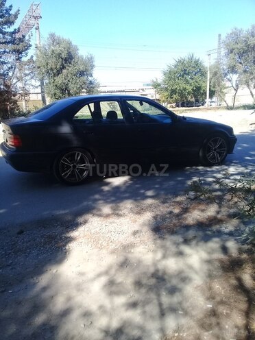BMW 320 1991, 212,000 km - 2.0 l - Bakı