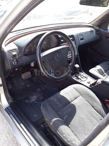 Mercedes C 220 1994, 250,000 km - 2.2 l - Sumqayıt