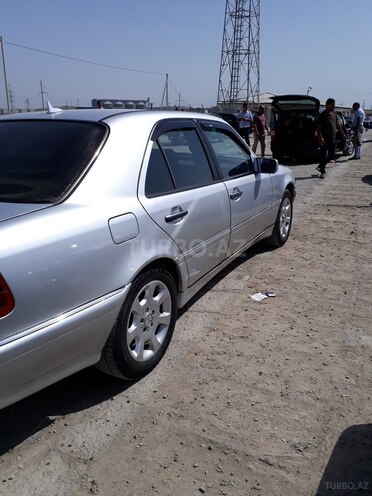 Mercedes C 220 1994, 250,000 km - 2.2 l - Sumqayıt