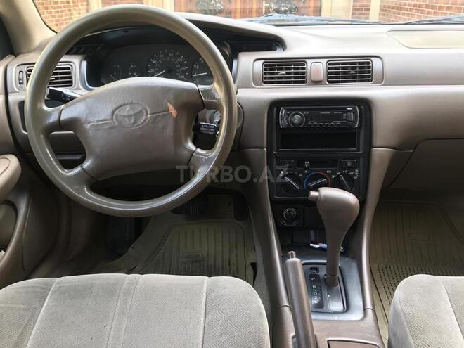 Toyota Camry 1999, 250,000 km - 2.2 l - Bakı
