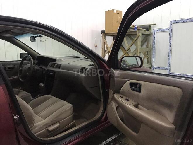 Toyota Camry 1999, 250,000 km - 2.2 l - Bakı