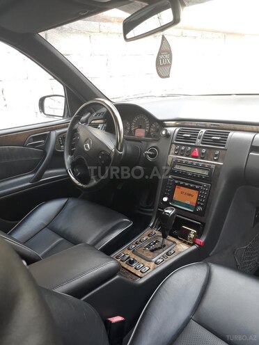 Mercedes E 320 2001, 100,000 km - 3.2 л - Bakı