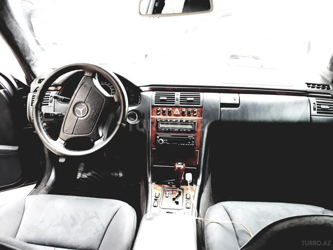 Mercedes E 320 2000, 352,689 km - 3.2 л - Bakı