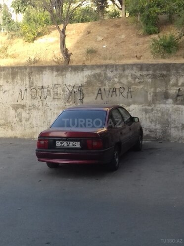 Opel Vectra 1995, 385,992 km - 1.8 л - Bakı