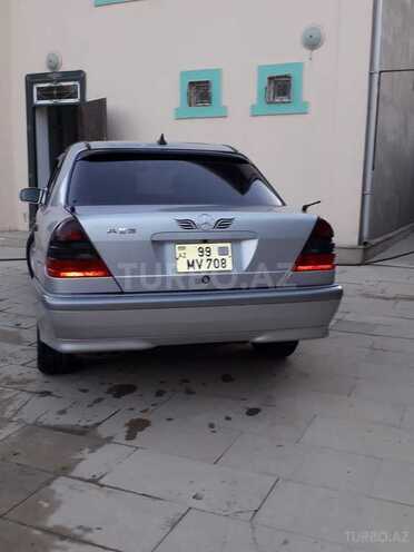 Mercedes C 200 2000, 270,000 km - 2.0 l - Bakı