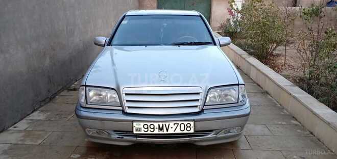 Mercedes C 200 2000, 270,000 km - 2.0 l - Bakı