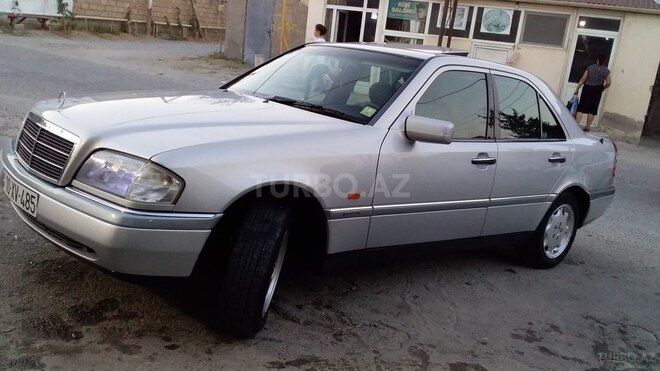 Mercedes C 220 1995, 241,000 km - 2.2 l - Bakı