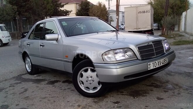 Mercedes C 220 1995, 241,000 km - 2.2 l - Bakı