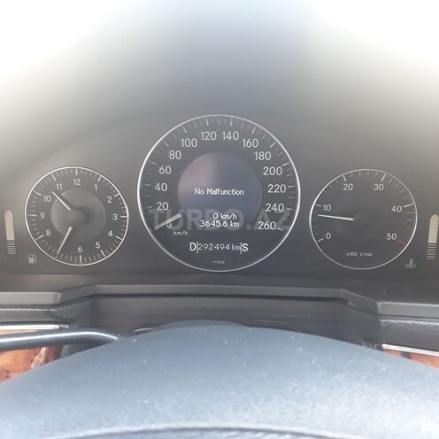 Mercedes E 270 2003, 225,000 km - 2.7 л - Bakı