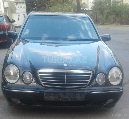Mercedes E 220 2002, 352,000 km - 2.2 l - Bakı