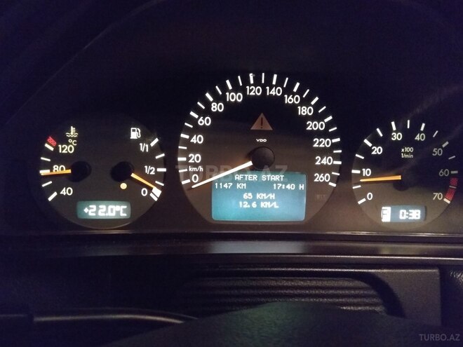 Mercedes E 240 2000, 230,000 km - 2.4 l - Bakı