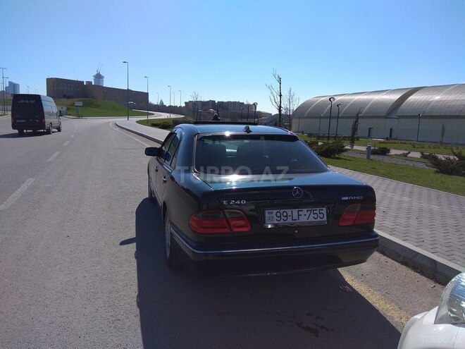 Mercedes E 240 2000, 230,000 km - 2.4 l - Bakı