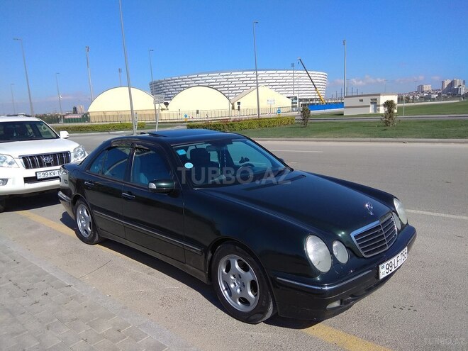Mercedes E 240 2000, 230,000 km - 2.4 l - Bakı