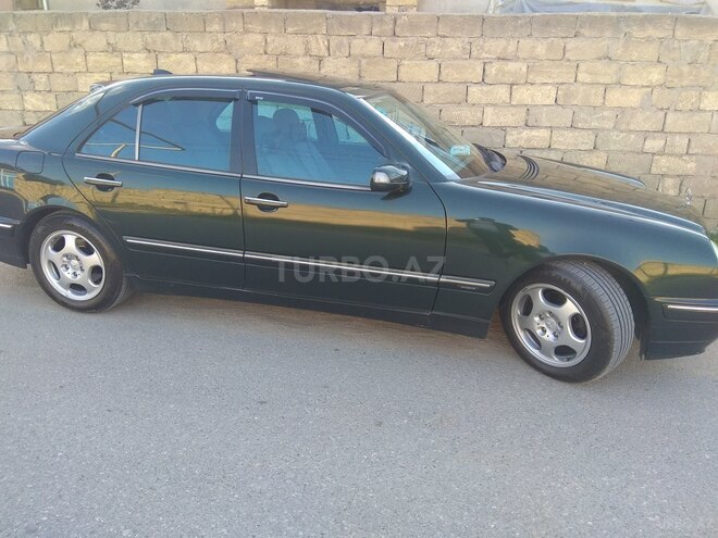 Mercedes E 240 2000, 230,000 km - 2.4 l - Bakı