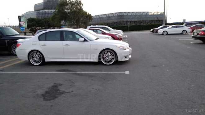 BMW 525 2006, 68,000 km - 0.3 l - Bakı