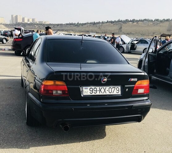 BMW 530 2000, 297,000 km - 3.0 л - Bakı