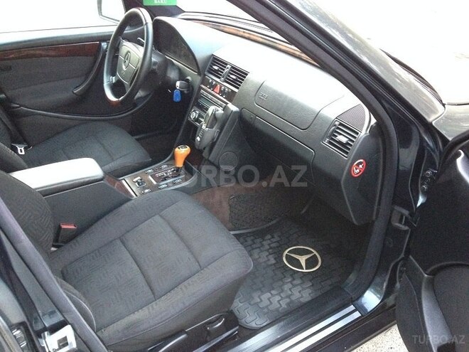 Mercedes C 220 1999, 387,000 km - 2.2 l - Bakı
