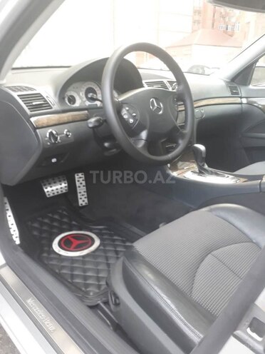 Mercedes E 240 2002, 246,000 km - 2.6 l - Bakı