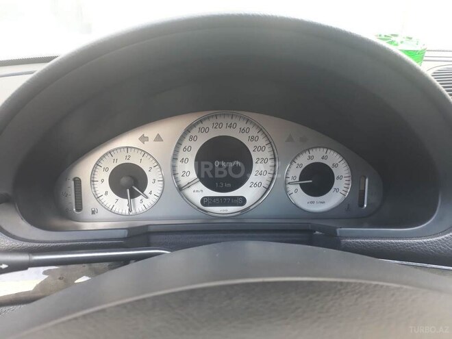 Mercedes E 240 2002, 246,000 km - 2.6 l - Bakı