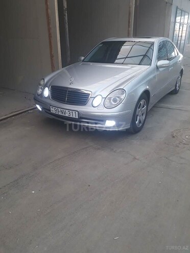 Mercedes E 240 2002, 246,000 km - 2.6 l - Bakı