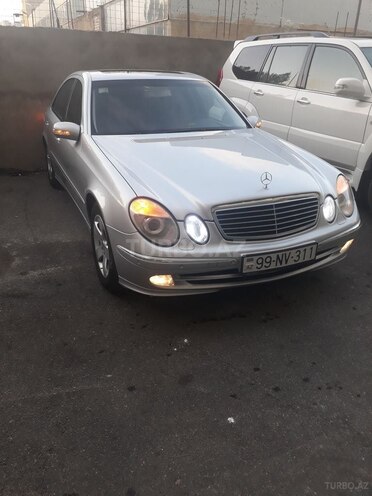 Mercedes E 240 2002, 246,000 km - 2.6 l - Bakı