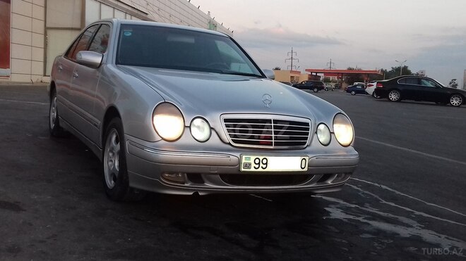 Mercedes E 240 2000, 179,362 km - 2.6 l - Bakı