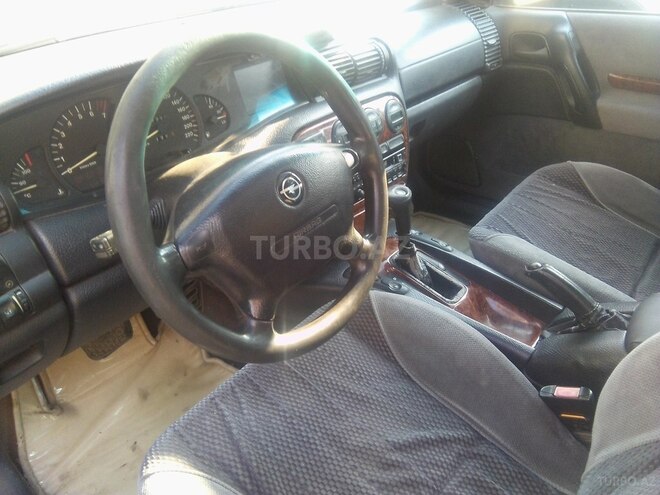 Opel Omega 1996, 258,903 km - 2.0 l - Bakı