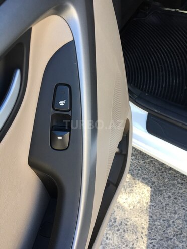 Hyundai Elantra 2015, 43,300 km - 1.8 л - Bakı