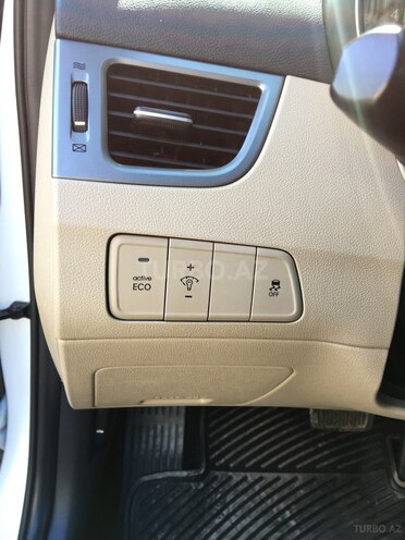 Hyundai Elantra 2015, 43,300 km - 1.8 л - Bakı