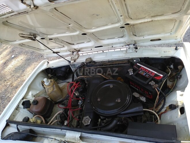 LADA (VAZ) 2107 2000, 250,000 km - 1.6 л - Zaqatala