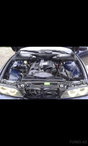 BMW 523 1999, 277,400 km - 2.5 l - Lənkəran