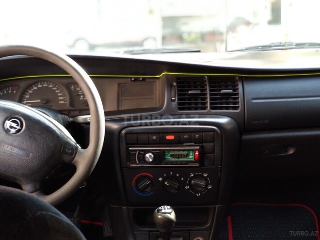 Opel Vectra 1999, 372,148 km - 1.6 l - Bakı